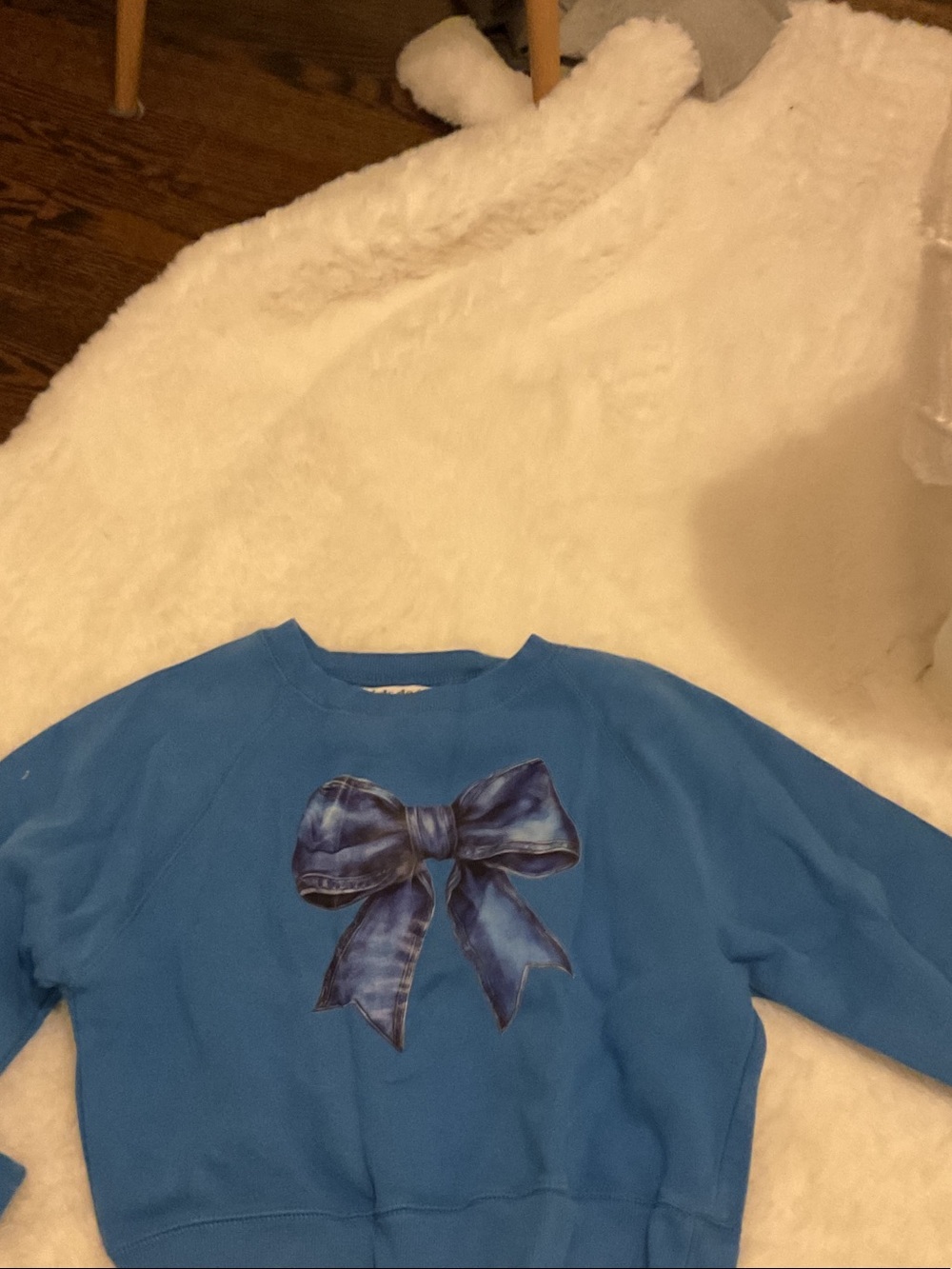 Blue Girls' Bow Graphic Sweatshirt - Kids Shirts & Tops